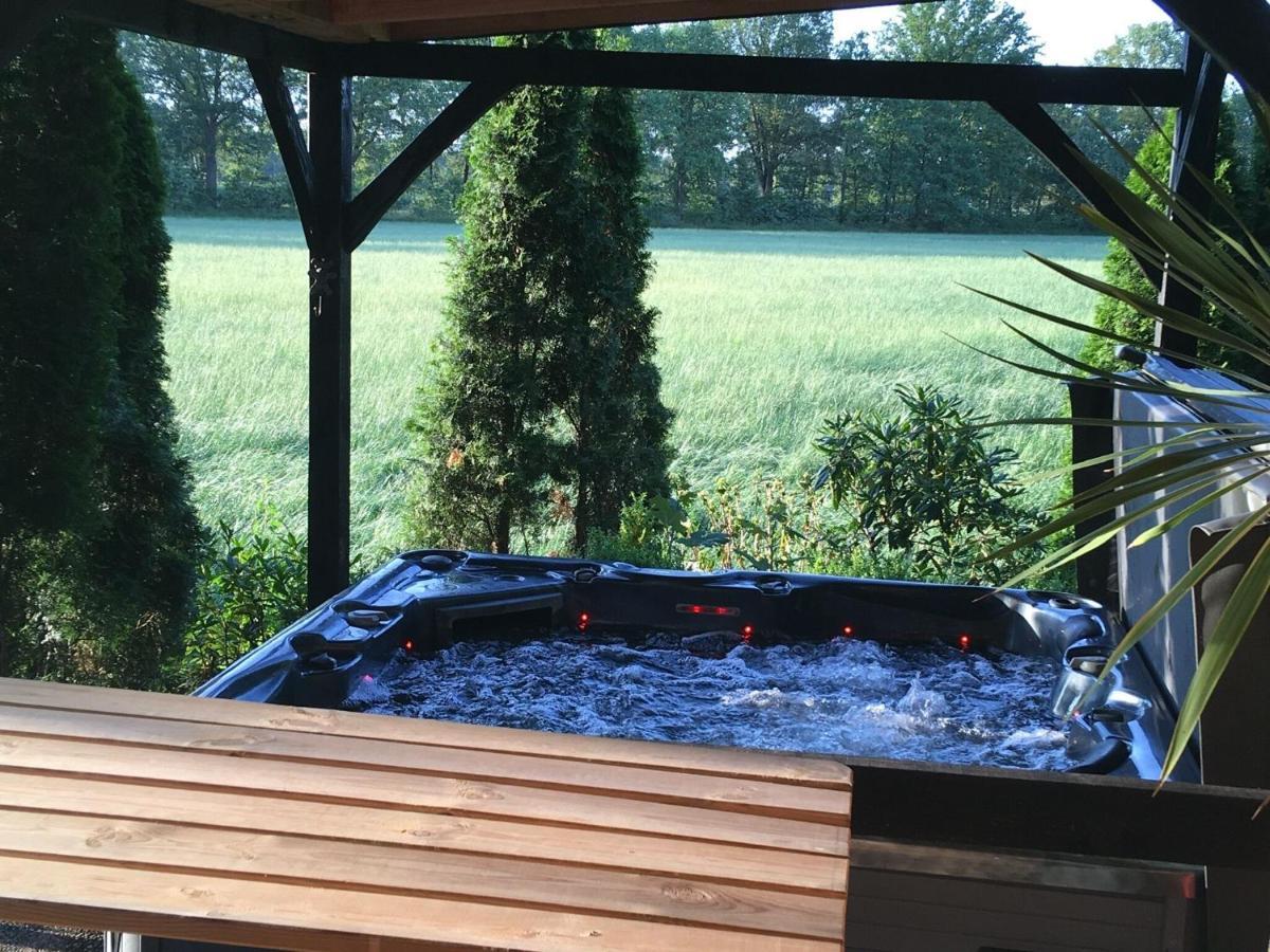 Holiday Home In Reutum Weerselo With Jacuzzi Beekdorp Extérieur photo
